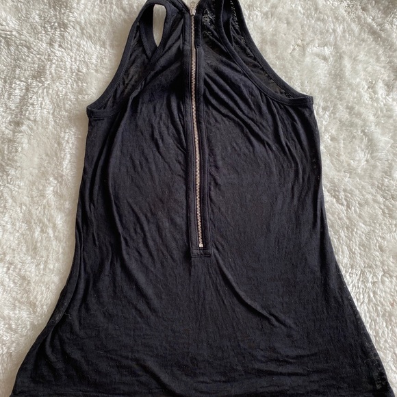 Armani Top - Picture 2 of 5